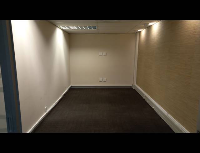 125M² BUSINESS TO LET IN BEREA WEST